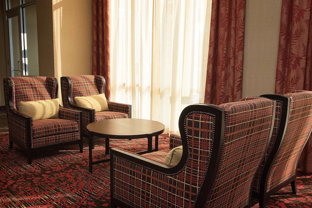 Hampton Inn & Suites Boone 44/55