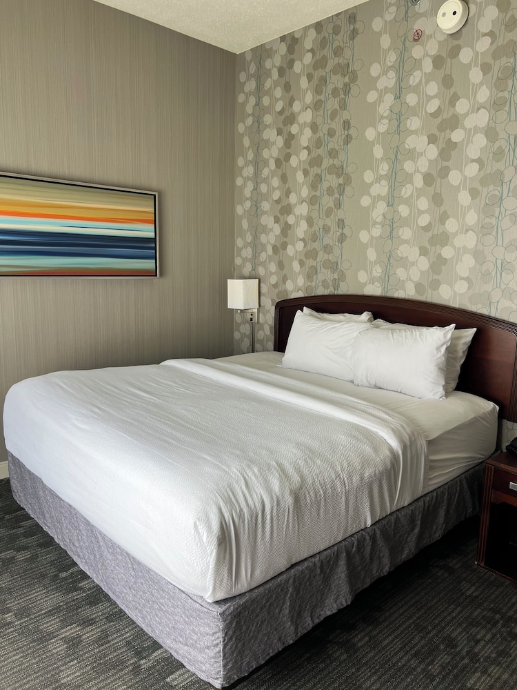 Upgrade, King Bed, Balcony