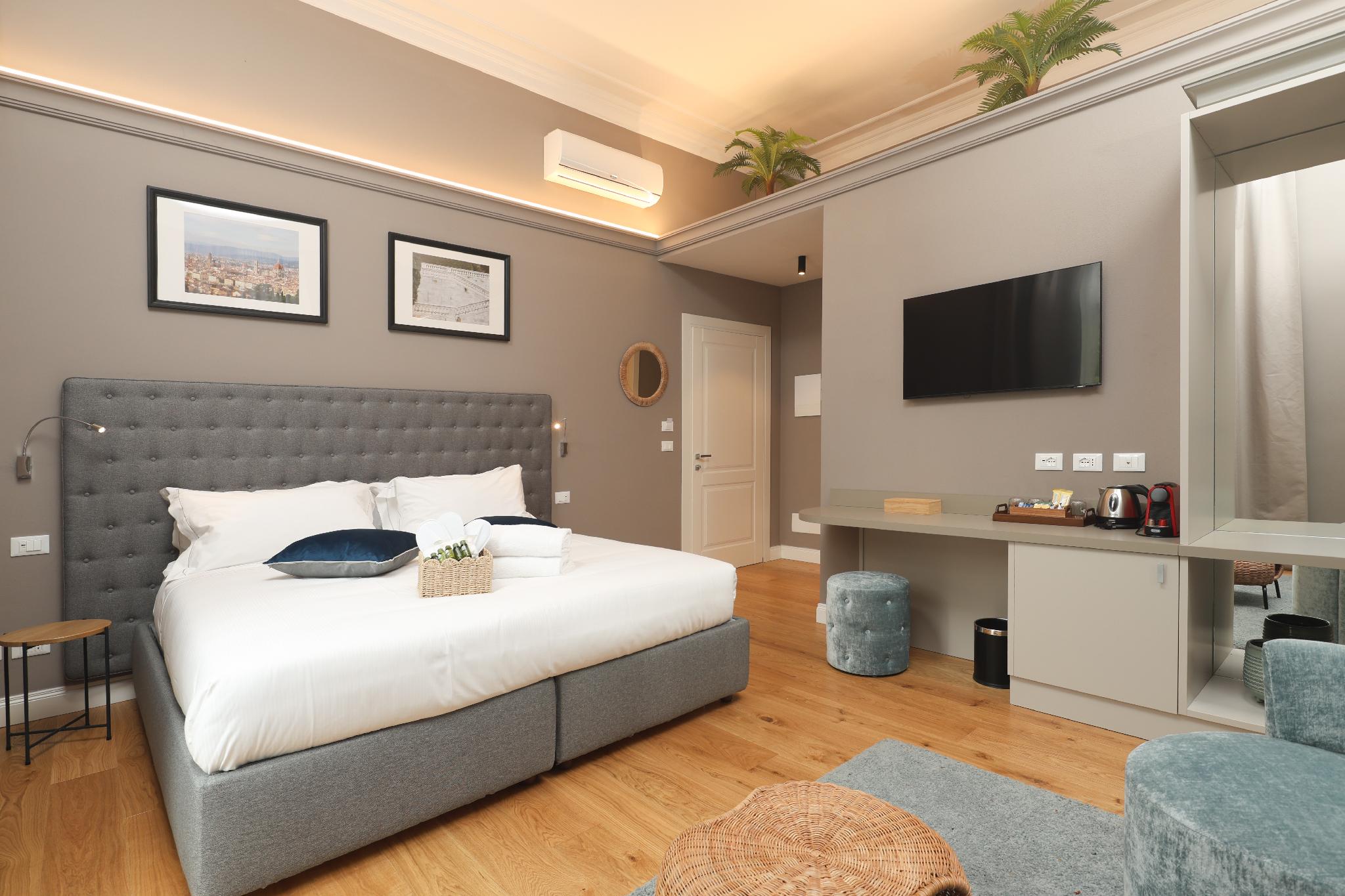 N7 Rooms 10/19