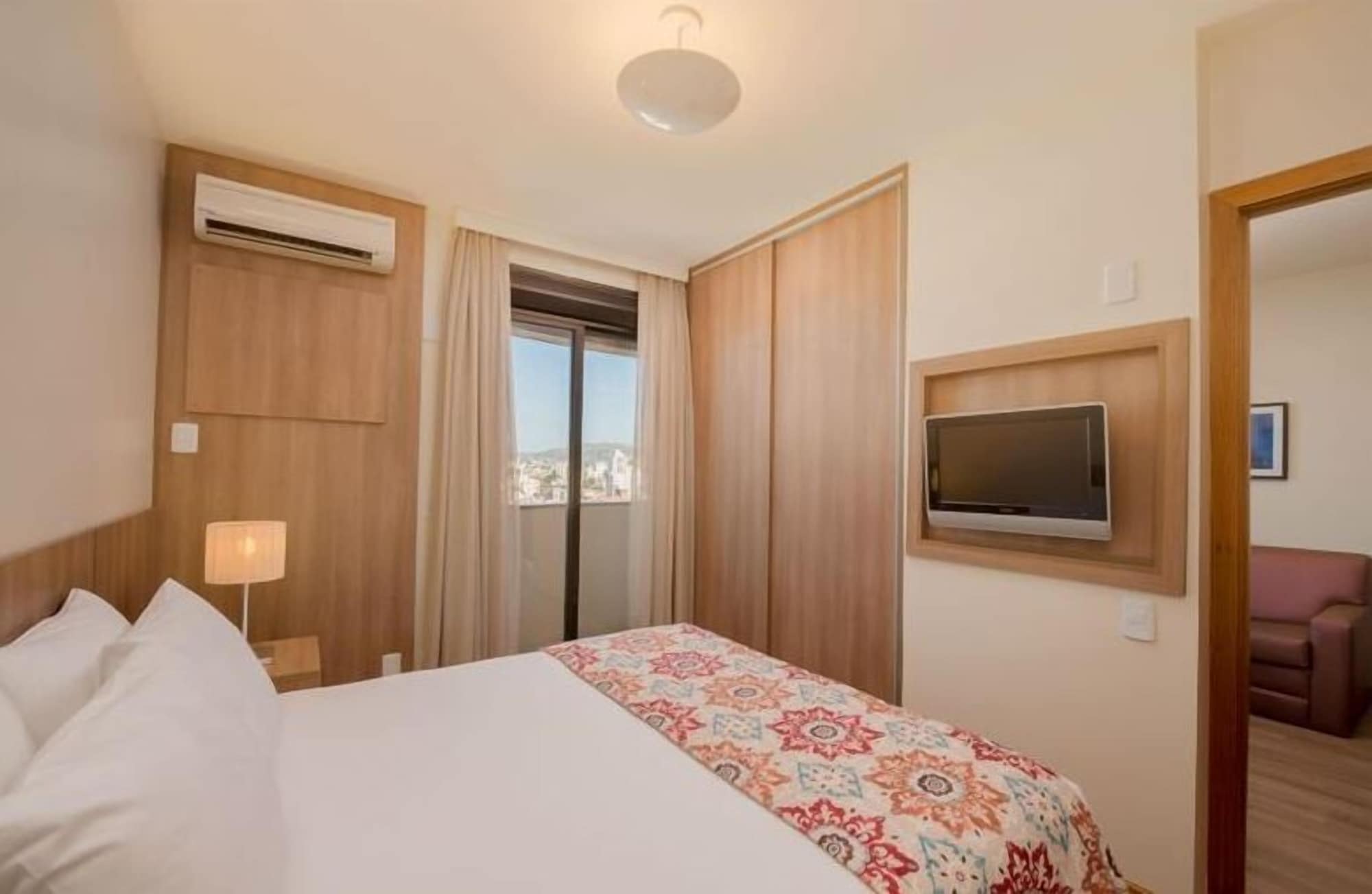 SUPERIOR, DOUBLE BED