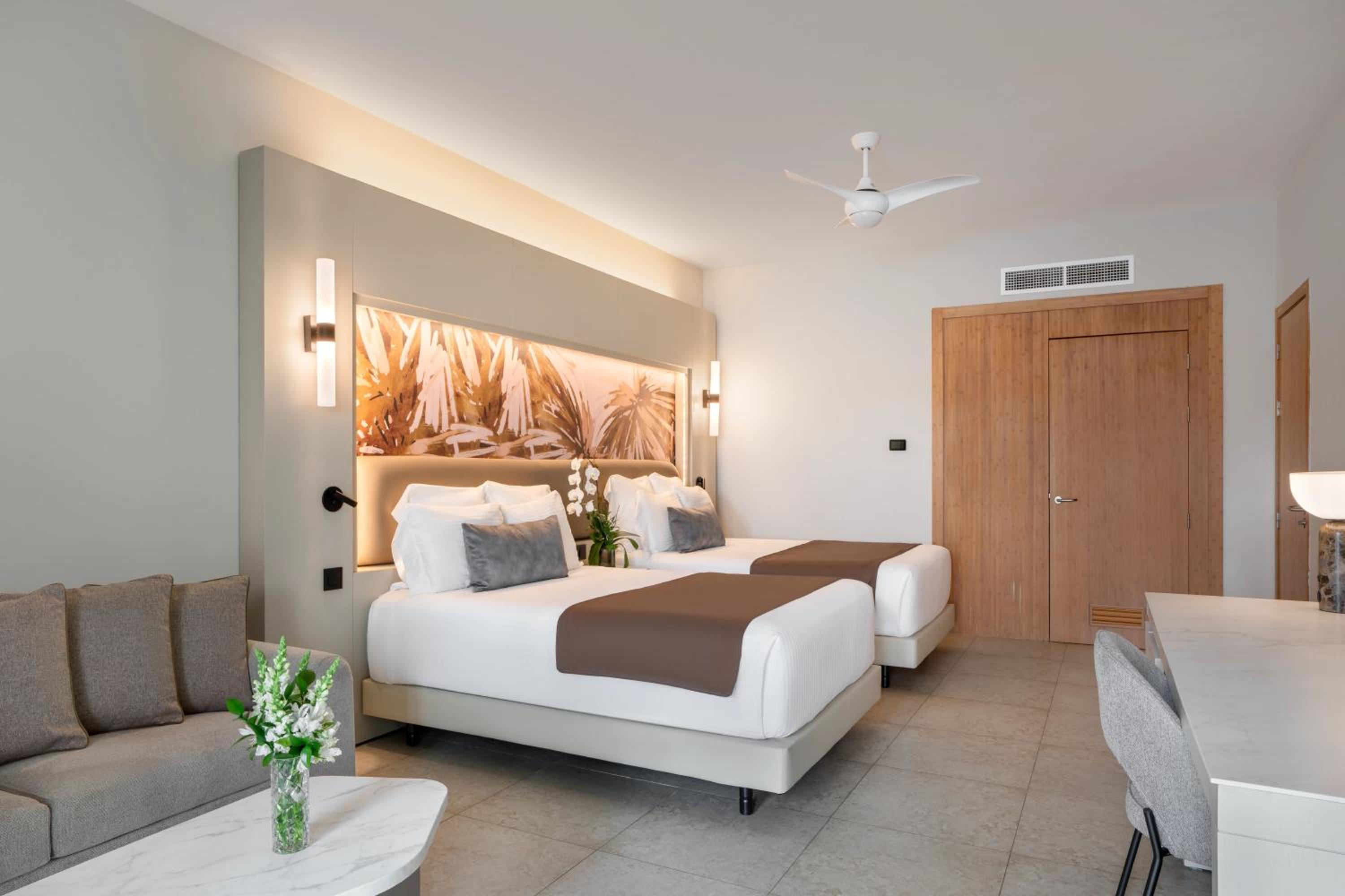 Xhale Club, Junior Suite, Tropical View