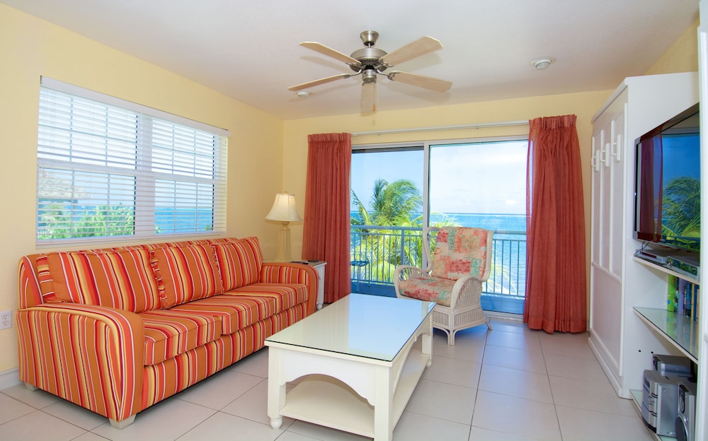 Compass Point Dive Resort 17/50
