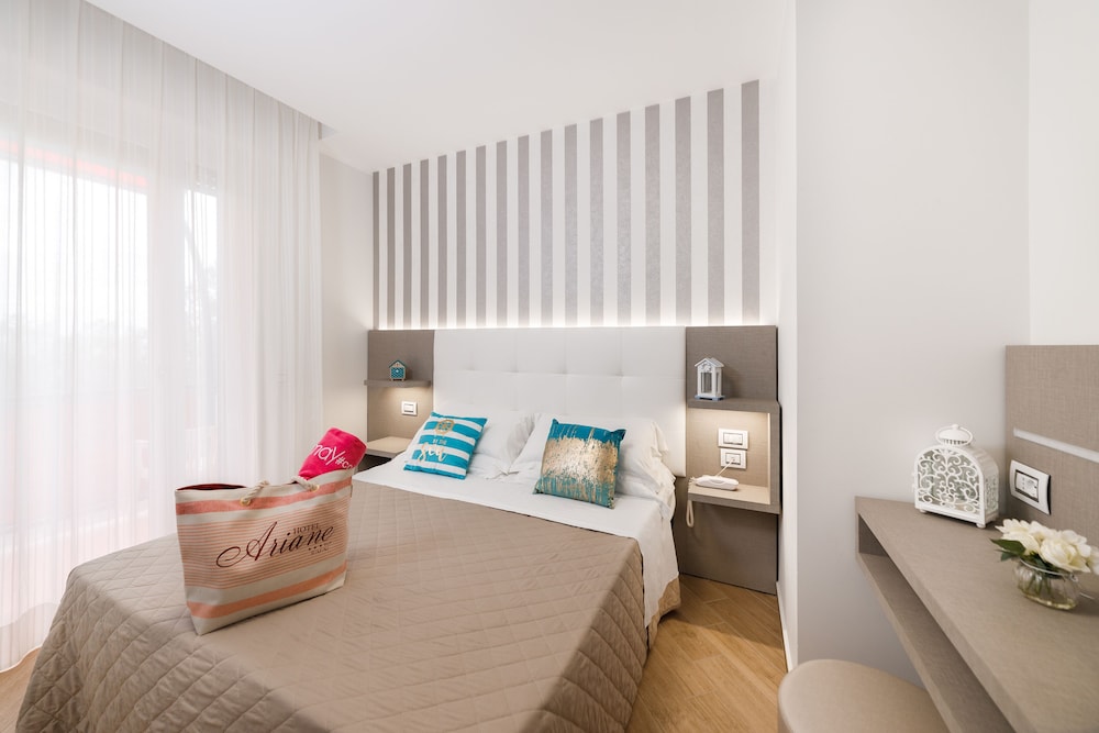 Hotel Ariane 29/61