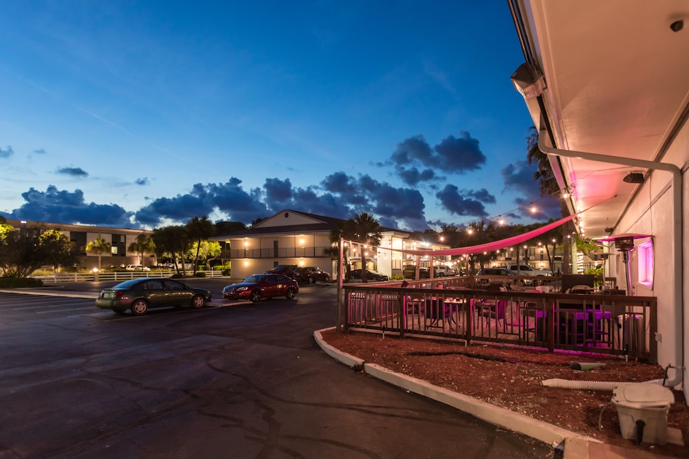 Ocean Coast Hotel at the Beach Amelia Island 53/64