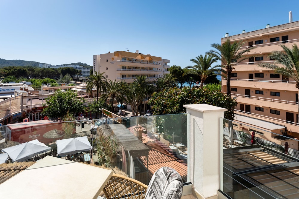 Hotel Playas de Paguera 34/50
