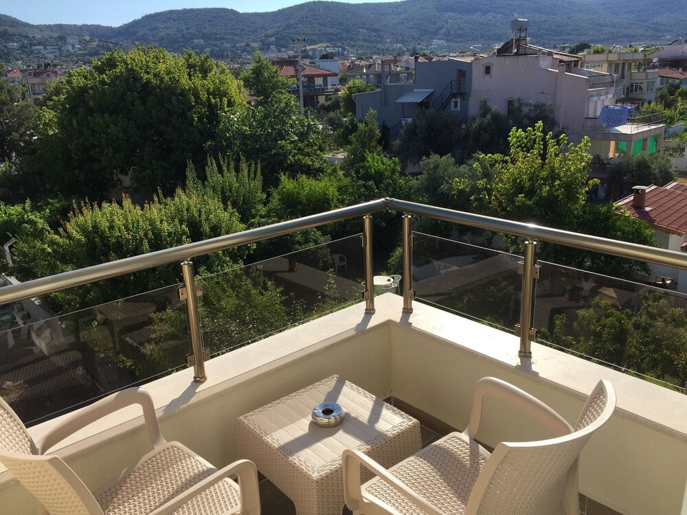 Serin Otel Urla 19/20