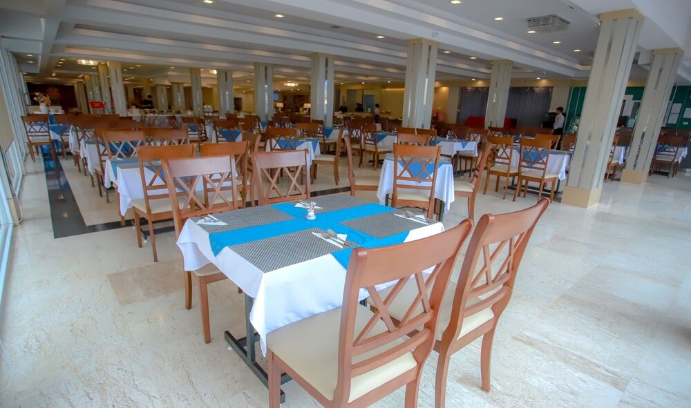 Korat Hotel 80/87