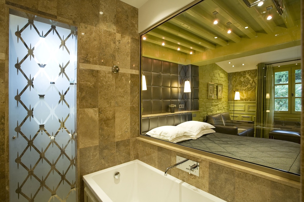 Hotel Du Chateau & Spa Carita 47/50