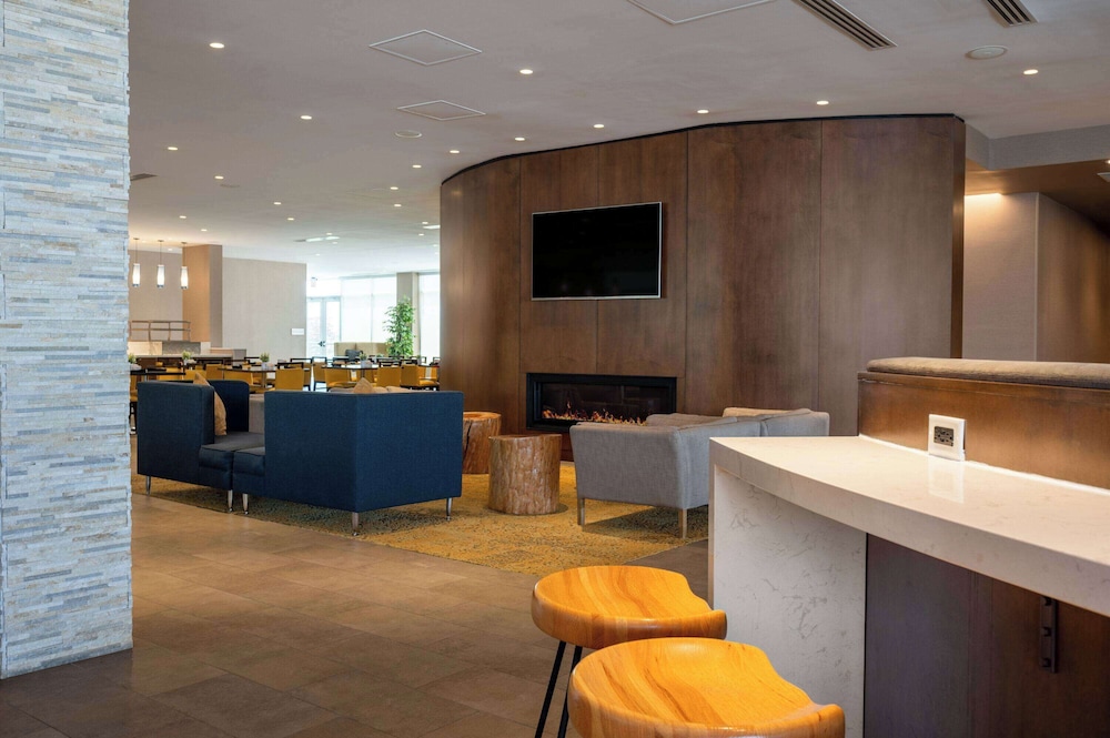 Wyndham Westfield 34/42