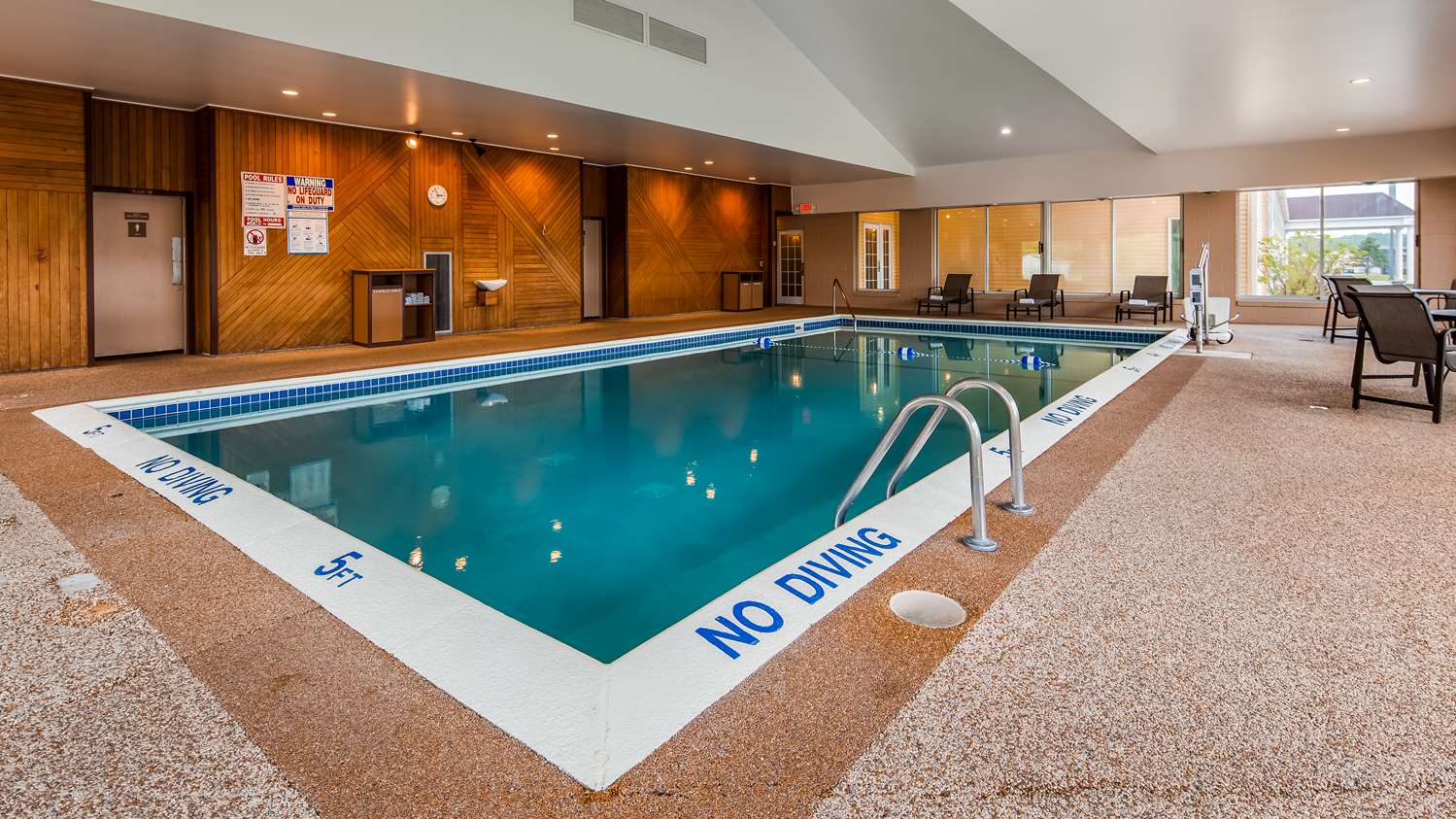 Best Western Sault Ste. Marie 24/42