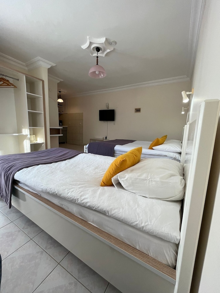 Victoria Princess Hotel Side - Adults Only 18/50