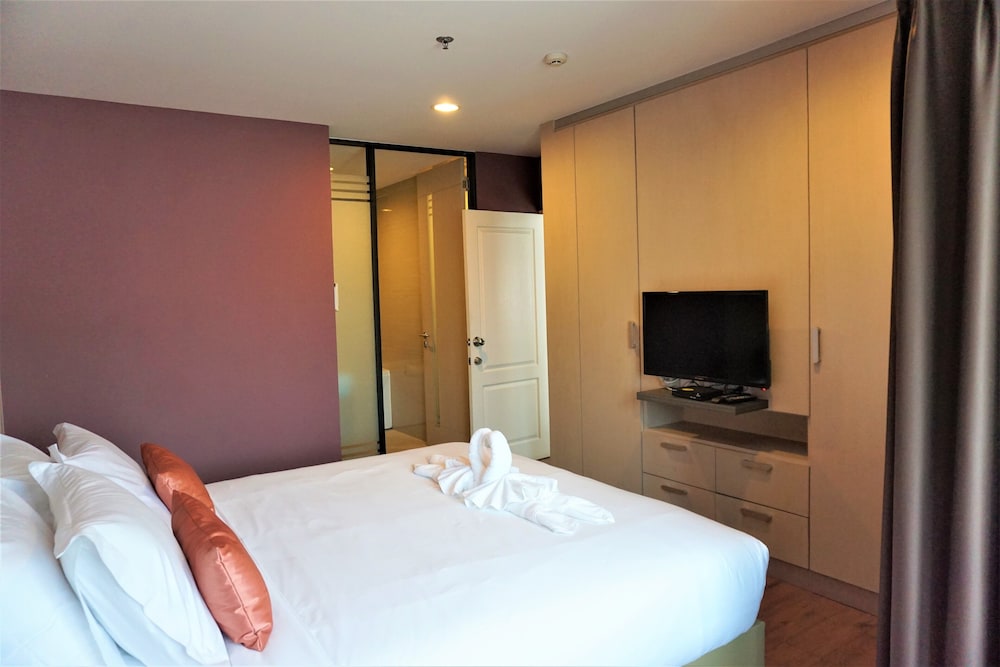 Nest n Rest Hotel 12/34