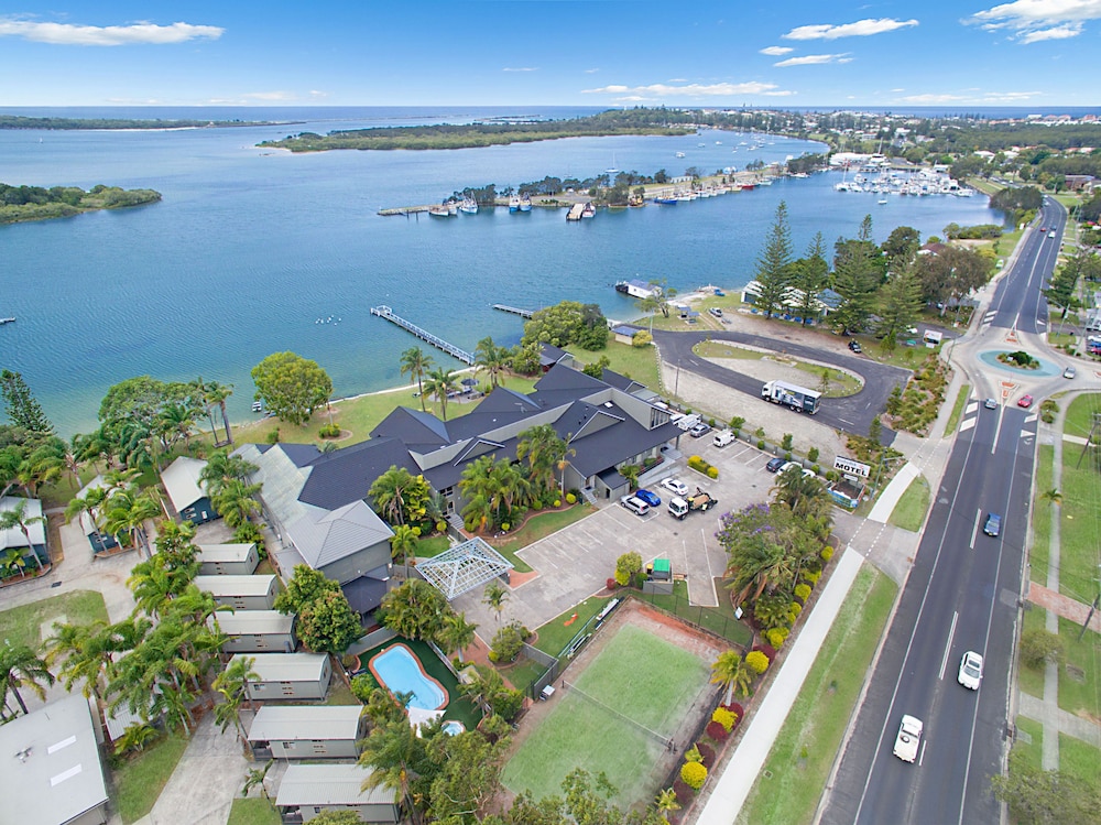 Moby Dick Waterfront Resort Motel 1/67