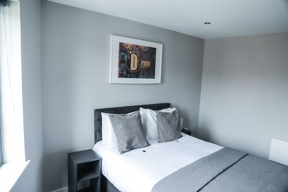 Dream Apartments - The Obel Building 14/45