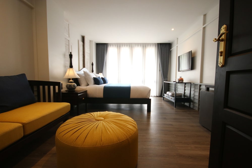 Saran Boutique Hotel Thapae 31/46