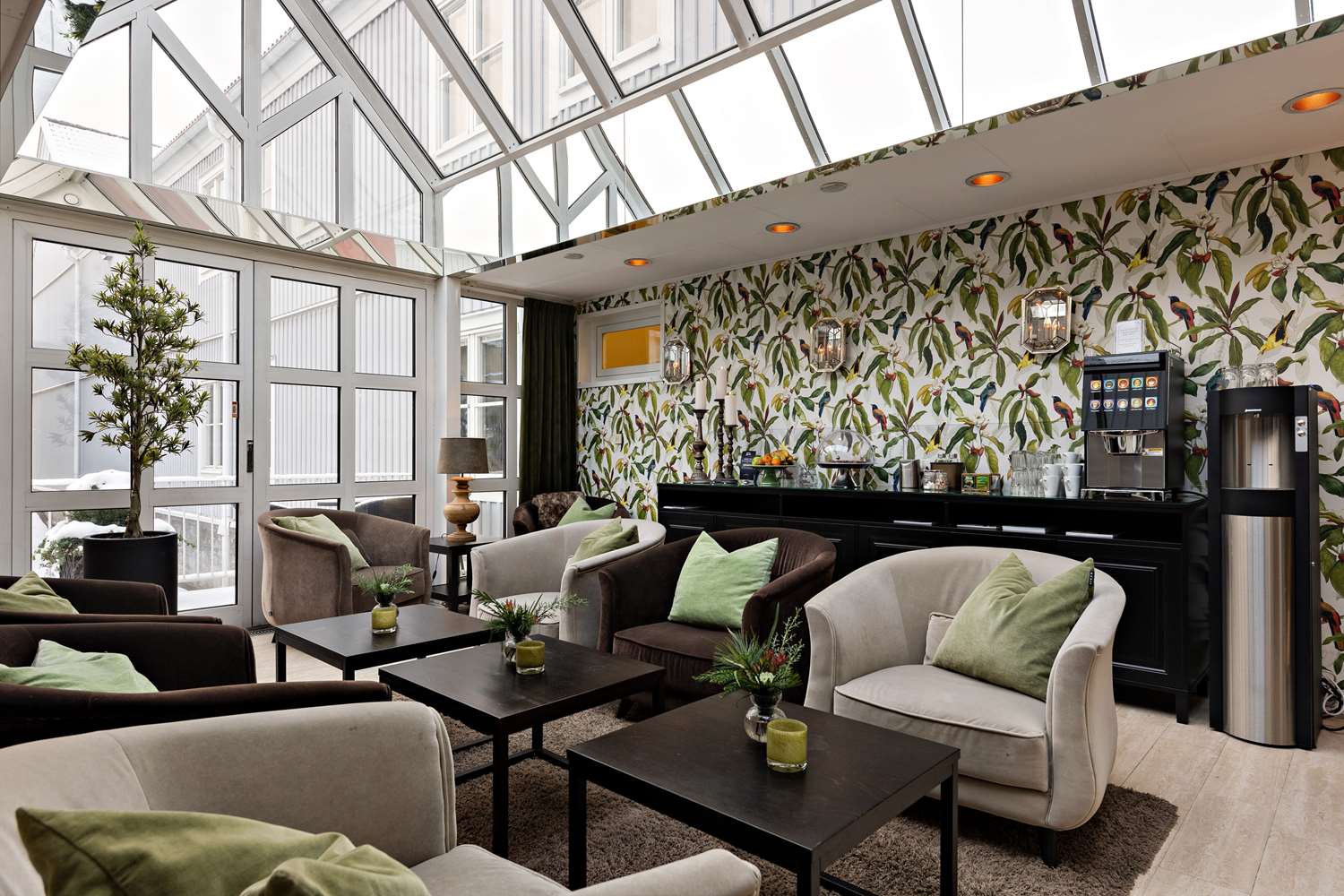 Best Western Plus Edward Hotel 7/10