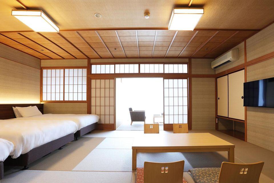 Japanese, Modern, Triple, Outdoor Bath