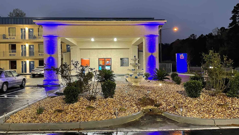 Motel6 Pooler, GA - Savannah Airport secondary