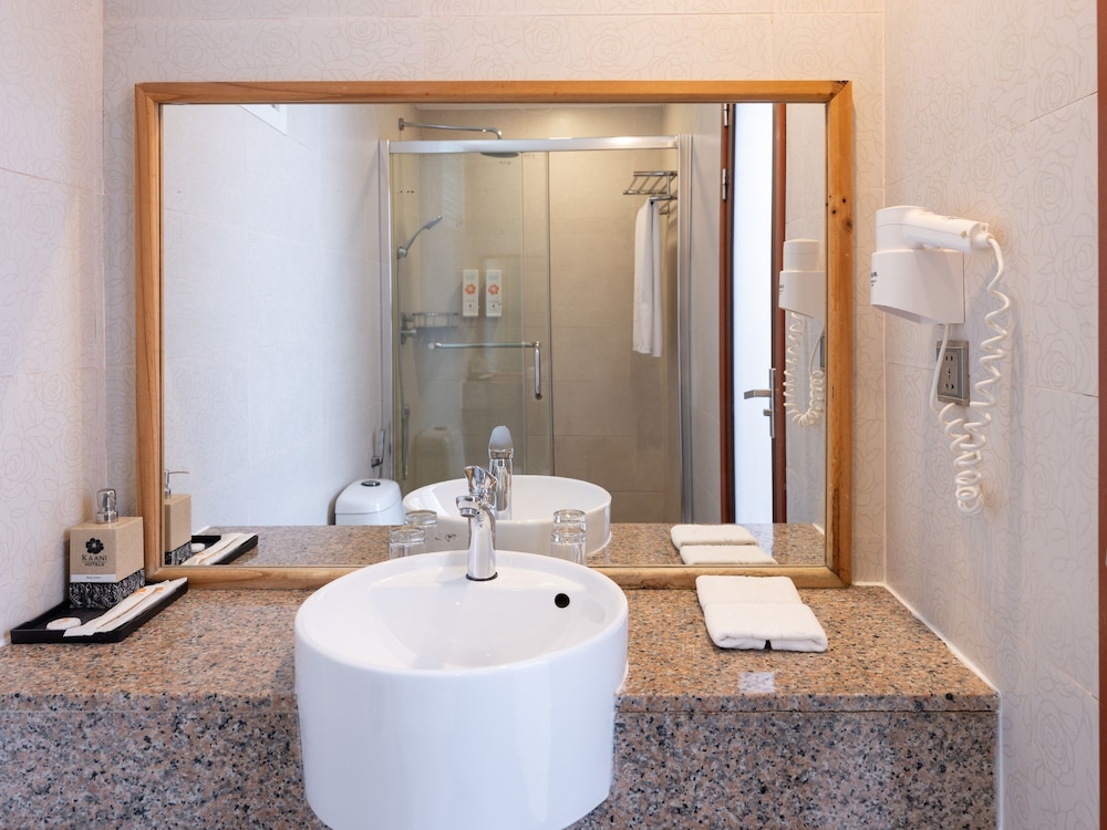 Kaani Beach Hotel 59/59