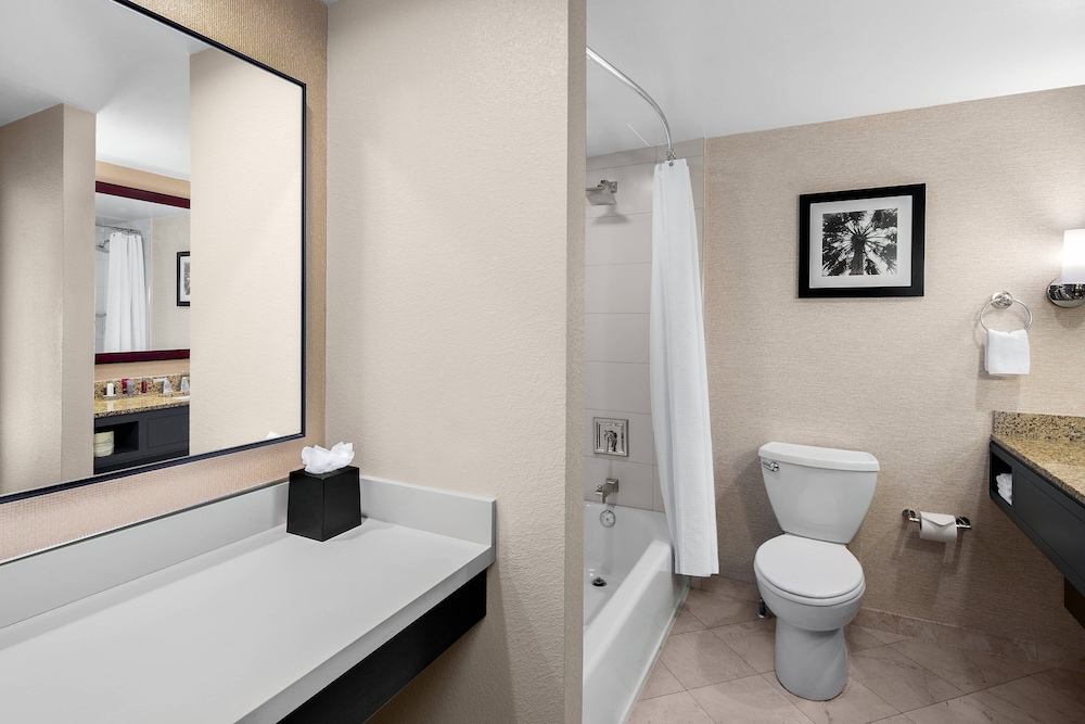Boca Raton Marriott At Bocacenterhotel 13/48