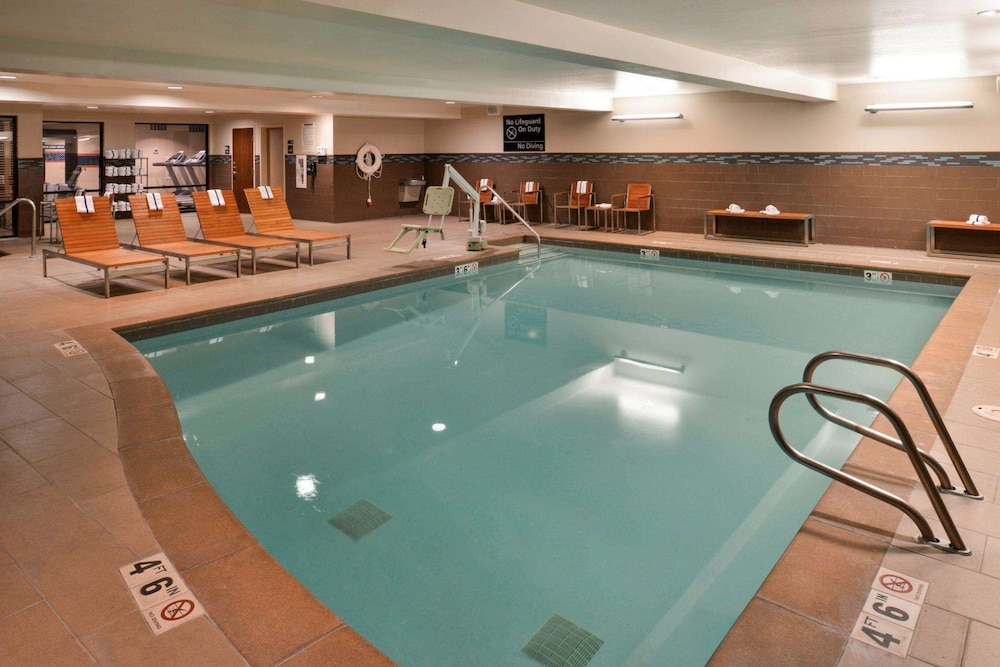 Hampton Inn & Suites Tacoma/Puyallup 5/56