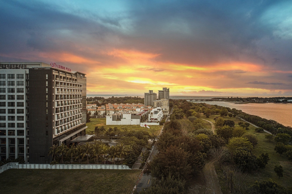 CROWNE PLAZA TAINAN 32/81
