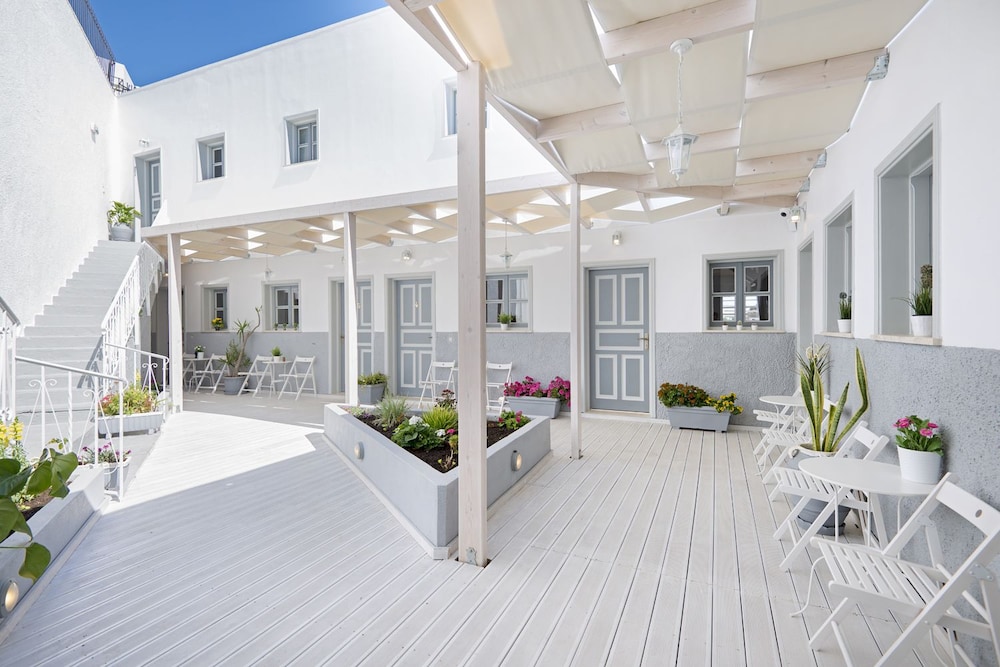 Lindos Harmony Suites 4/50