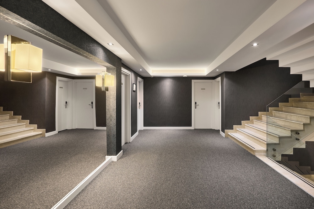 The New Hotel Zeybek 67/74