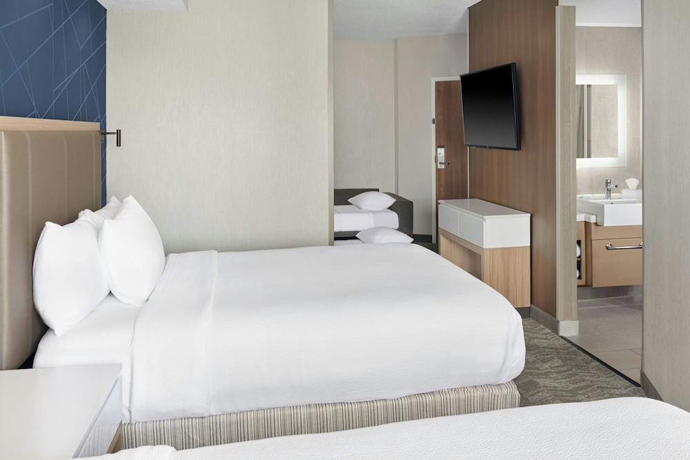 Room at Springhill Suites Lansing West, LANSING - MI