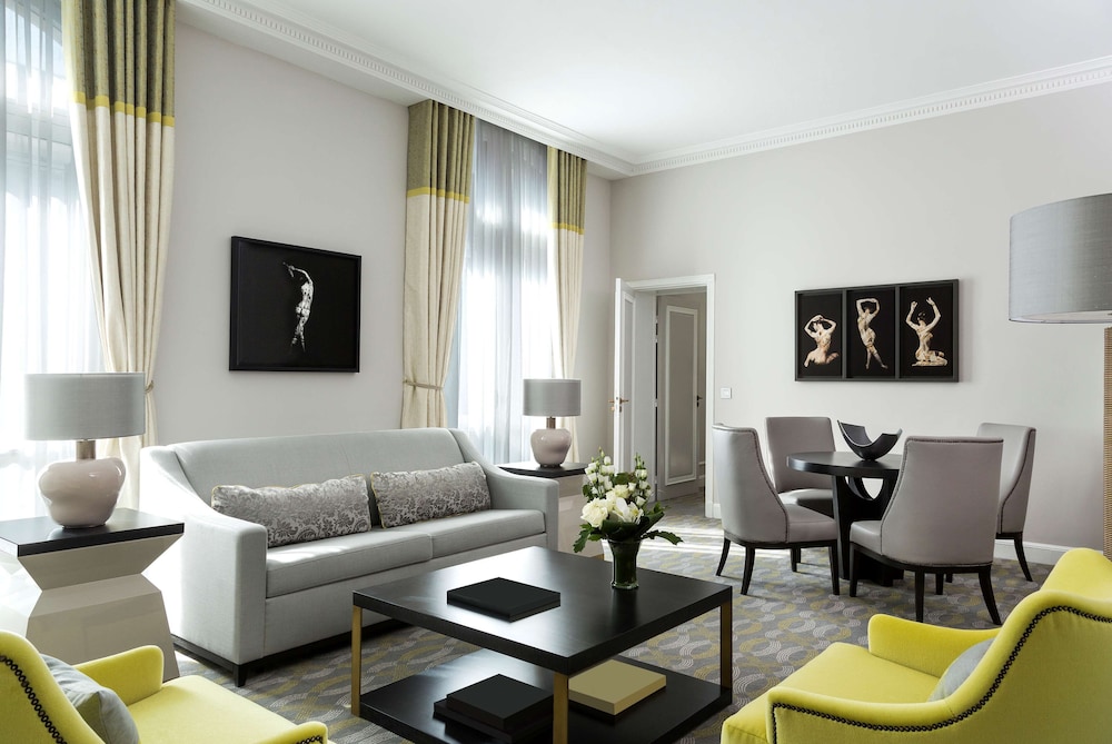 Hilton Paris Opera 37/81