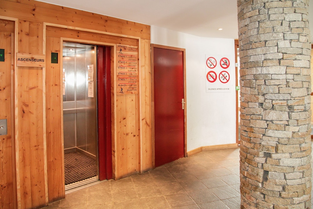 LE HAMEAU DU BORSAT 16/50
