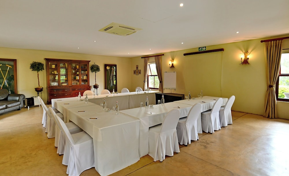 Black Eagle Boutique Hotel And Conferences 13/50