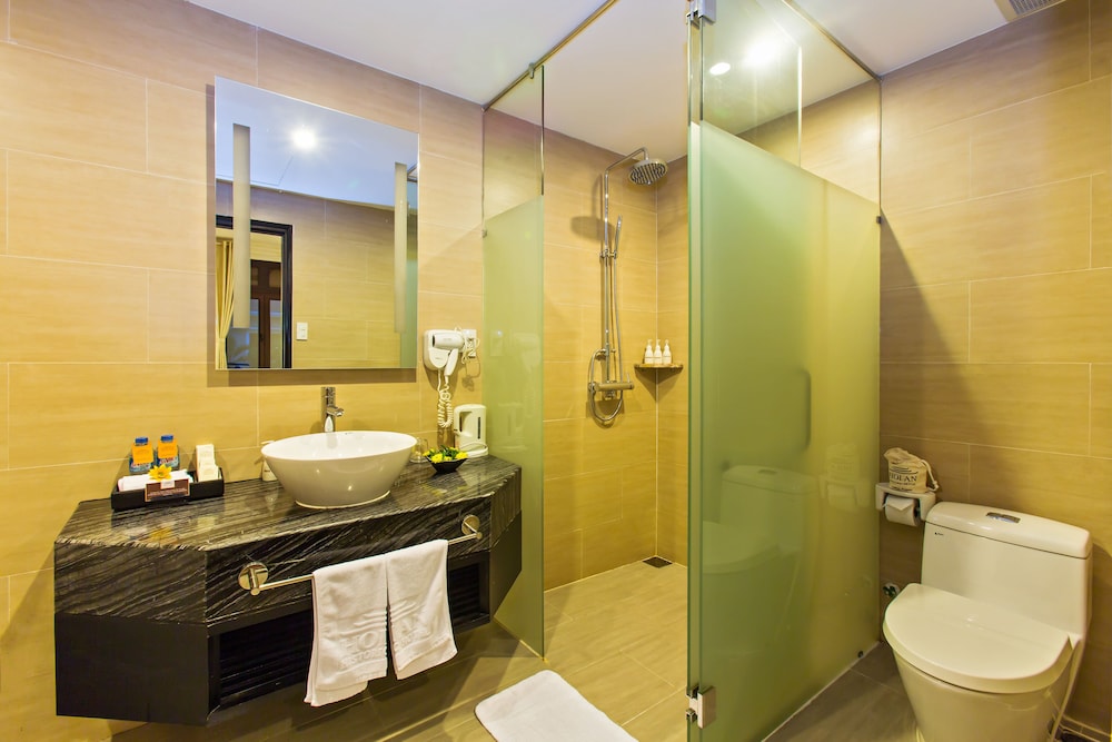 Hoi An Historic Hotel 68/70