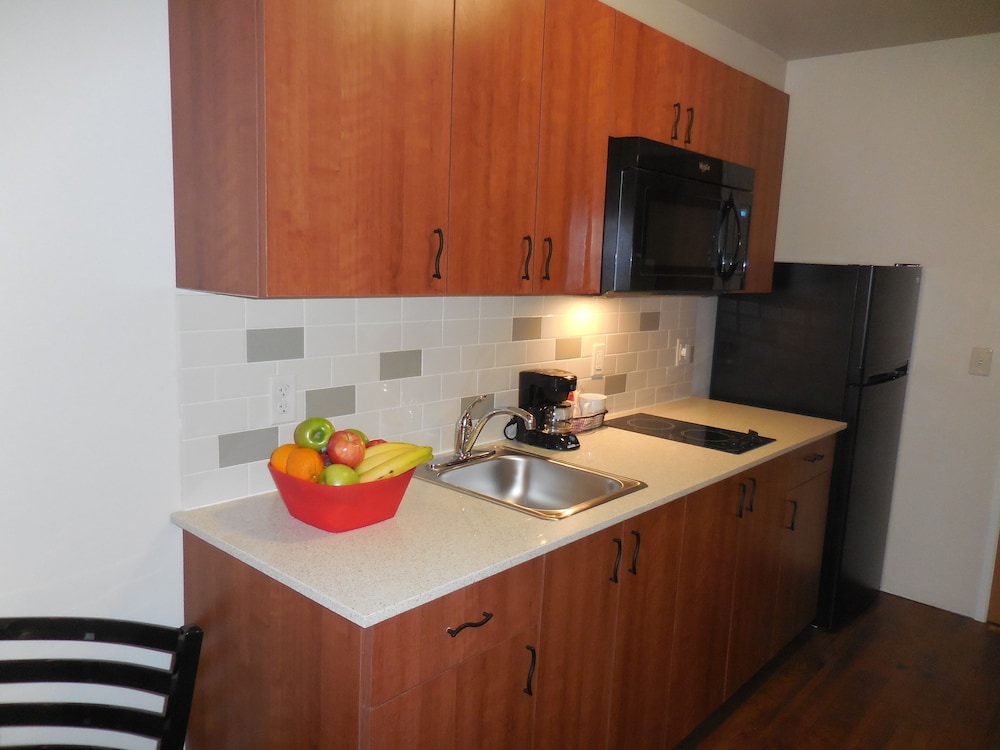 Ledgestone Hotel Vernal 50/63