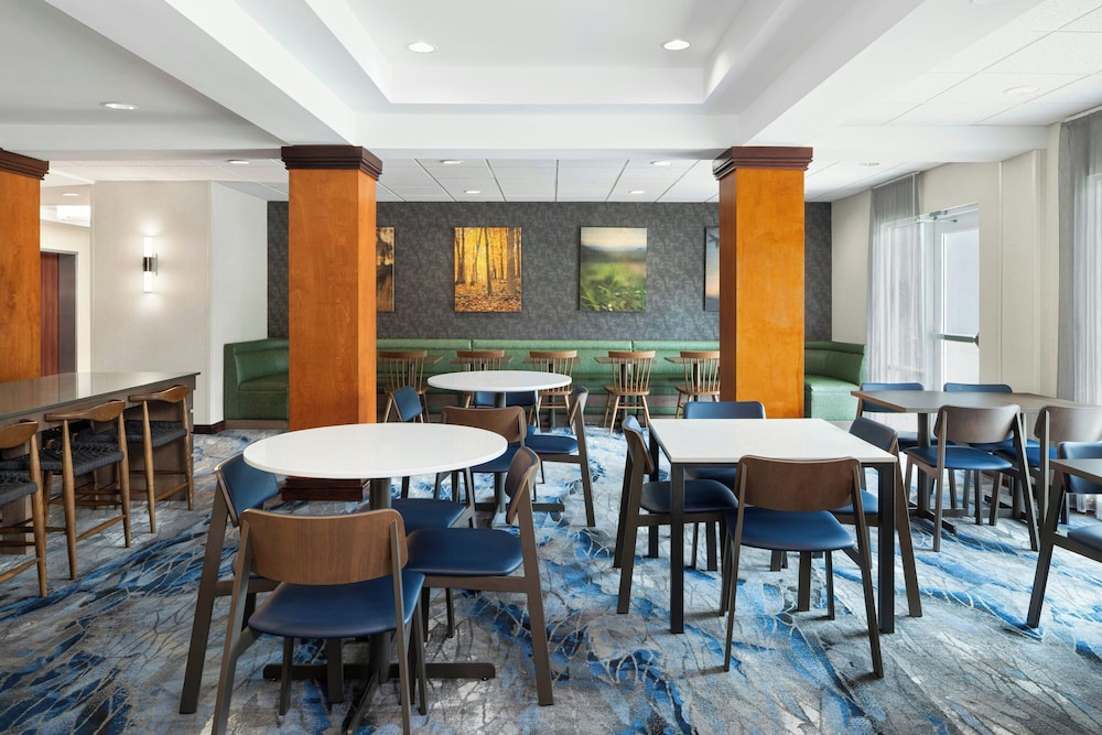 Fairfield Inn & Suites Marianna 49/67