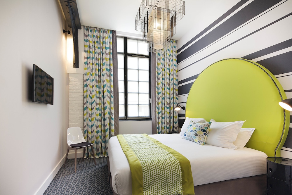 Hotel Fabric 8/64