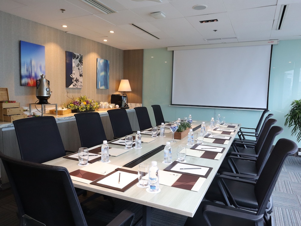Seda Residences Makati 59/71