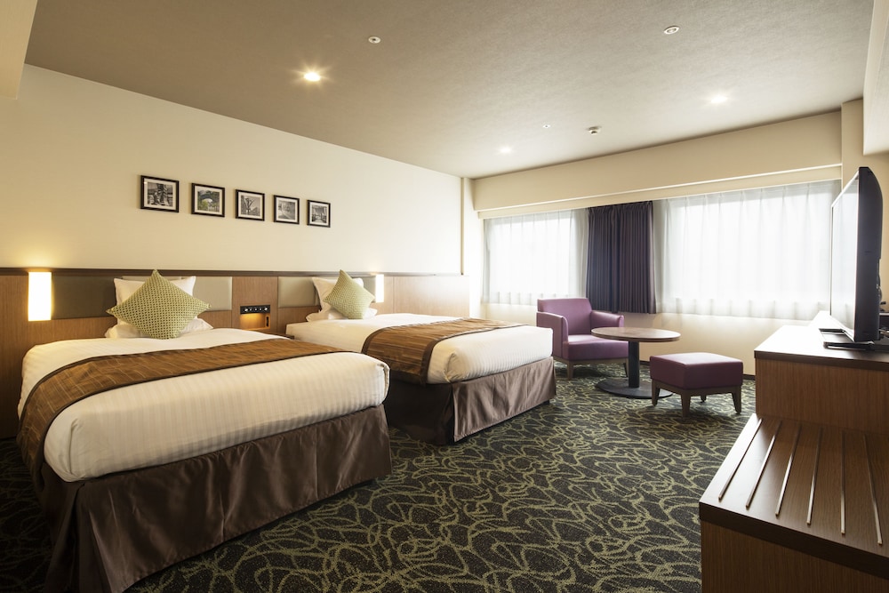 Deluxe, Triple, Twin Beds, Trundle Bed, Smoking