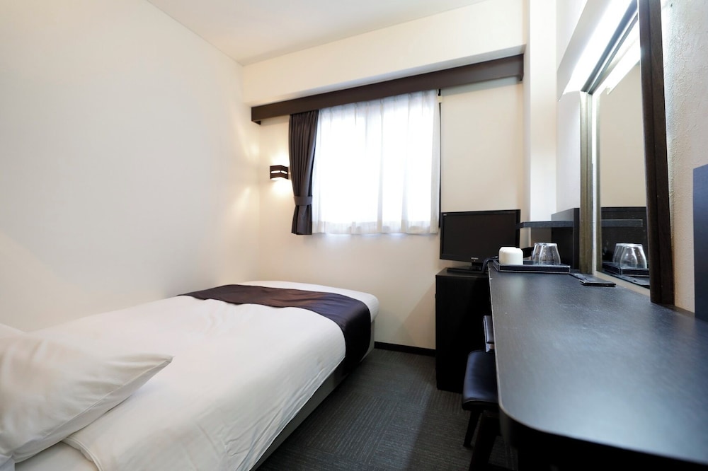 SINGLE, SINGLE BED