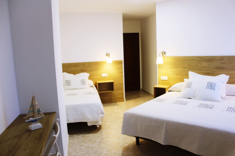 Pension Playa De Sardineiro 5/30