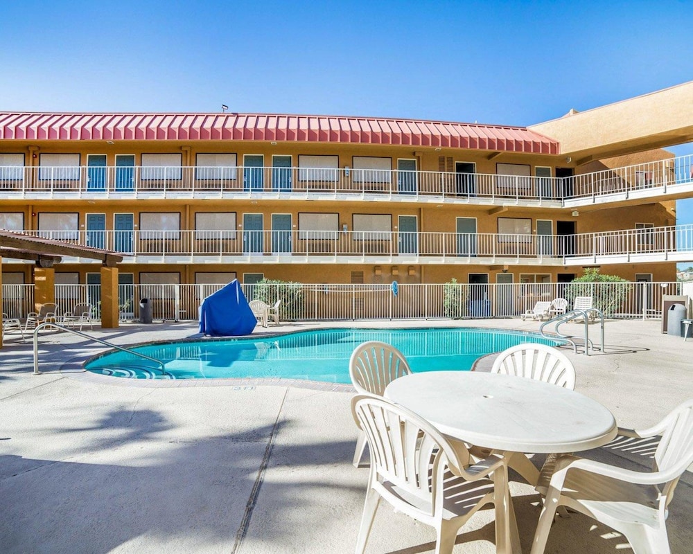 Rodeway Inn & Suites Needles CA 5/30