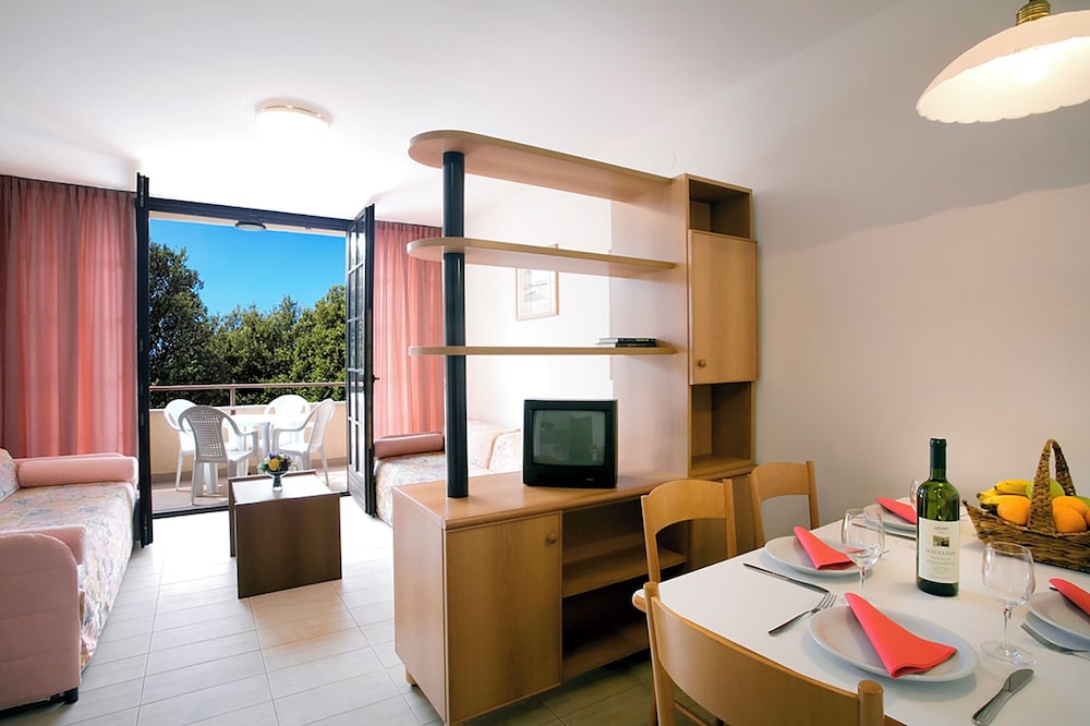 Camping Solaris Rooms 16/50