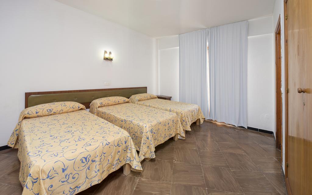 Hostal Alicante San Antonio 70/81
