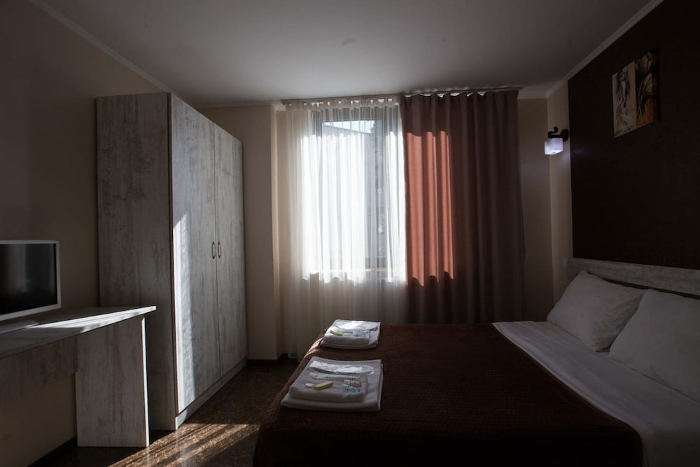 Harmony Hotel 35/46
