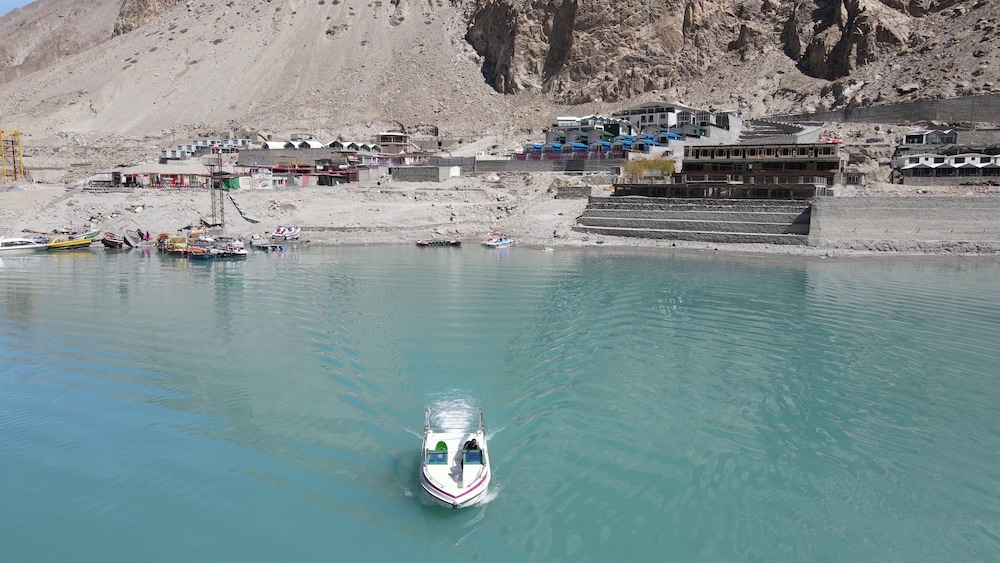 Lodges By Baron Hunza Attabad Lake 41/49