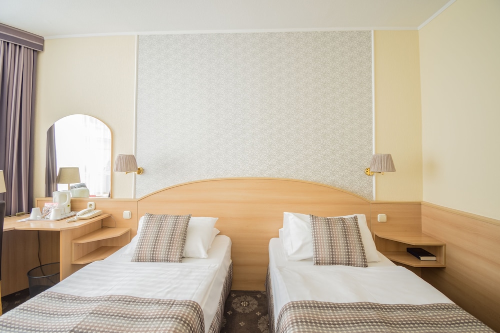Hotel Orion Varkert 43/61