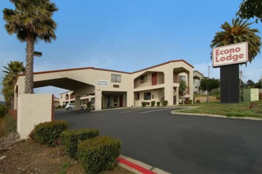 Econo Lodge Castro Valley 2/56