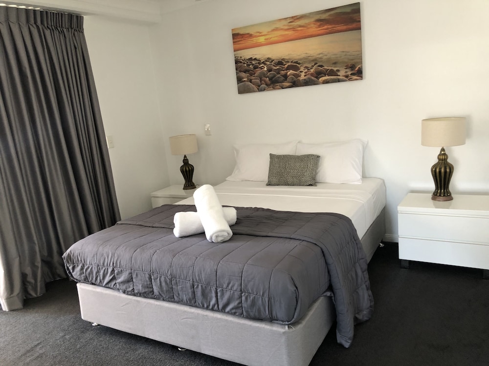Wharf Boutique Apartments 14/78