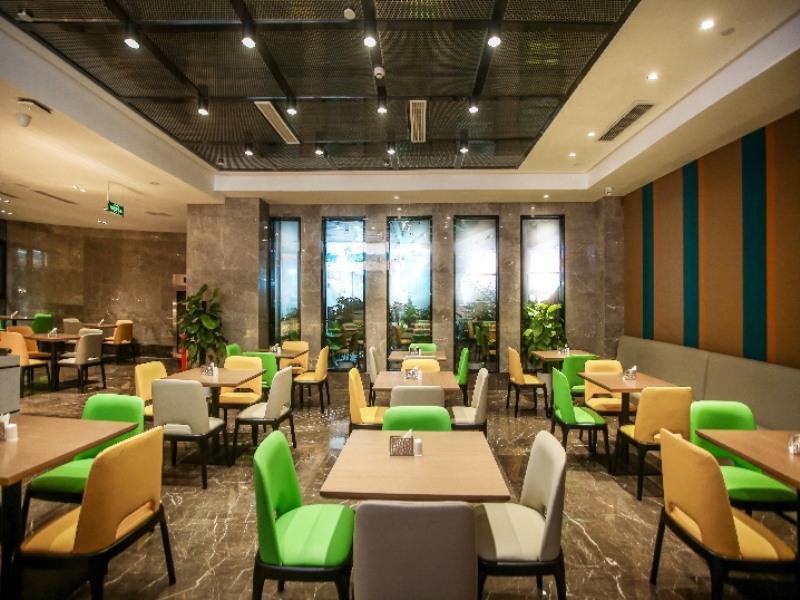 GreenTree Eastern Chongqing Jiefangbei Children's Hospital Hotel 60/65