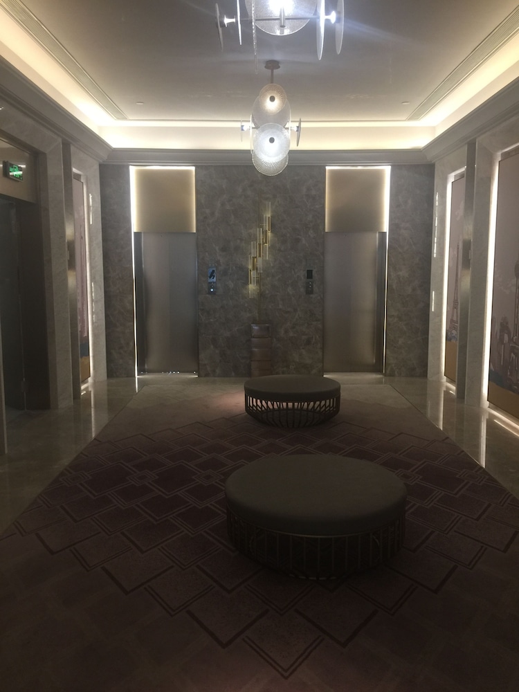 Mercure Shanghai Hongqiao Soho 74/89